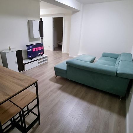 Apartament Cwa 1 Aeroport أوتوبين المظهر الخارجي الصورة